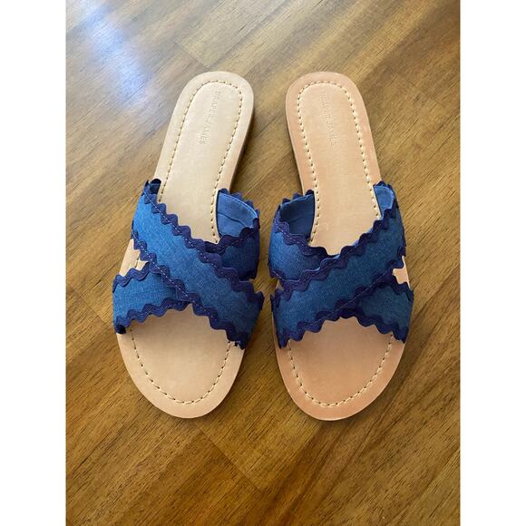 Draper James Piper Women’s 8.5 Sandal Shoes EUC Navy Blue Ric Rac Criss Cross - Picture 1 of 5